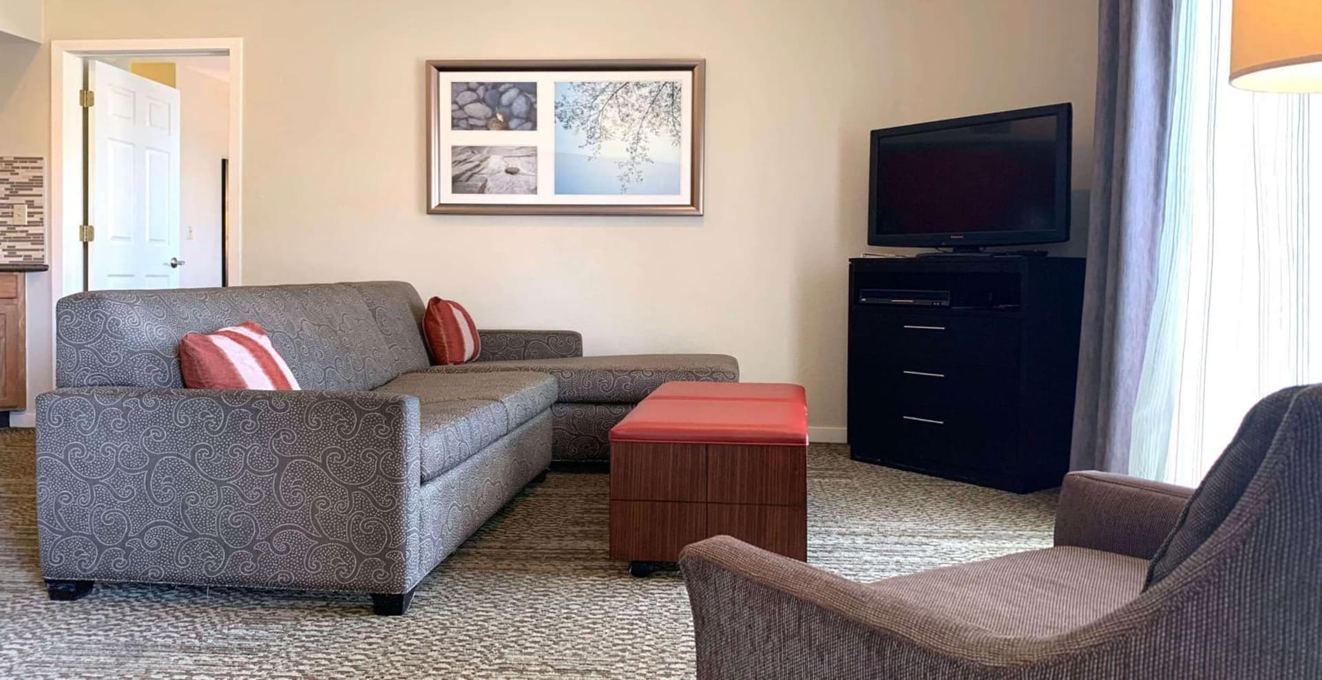 Sonesta ES Suites Chatsworth gallery photo in Chatsworth, CA — image 12