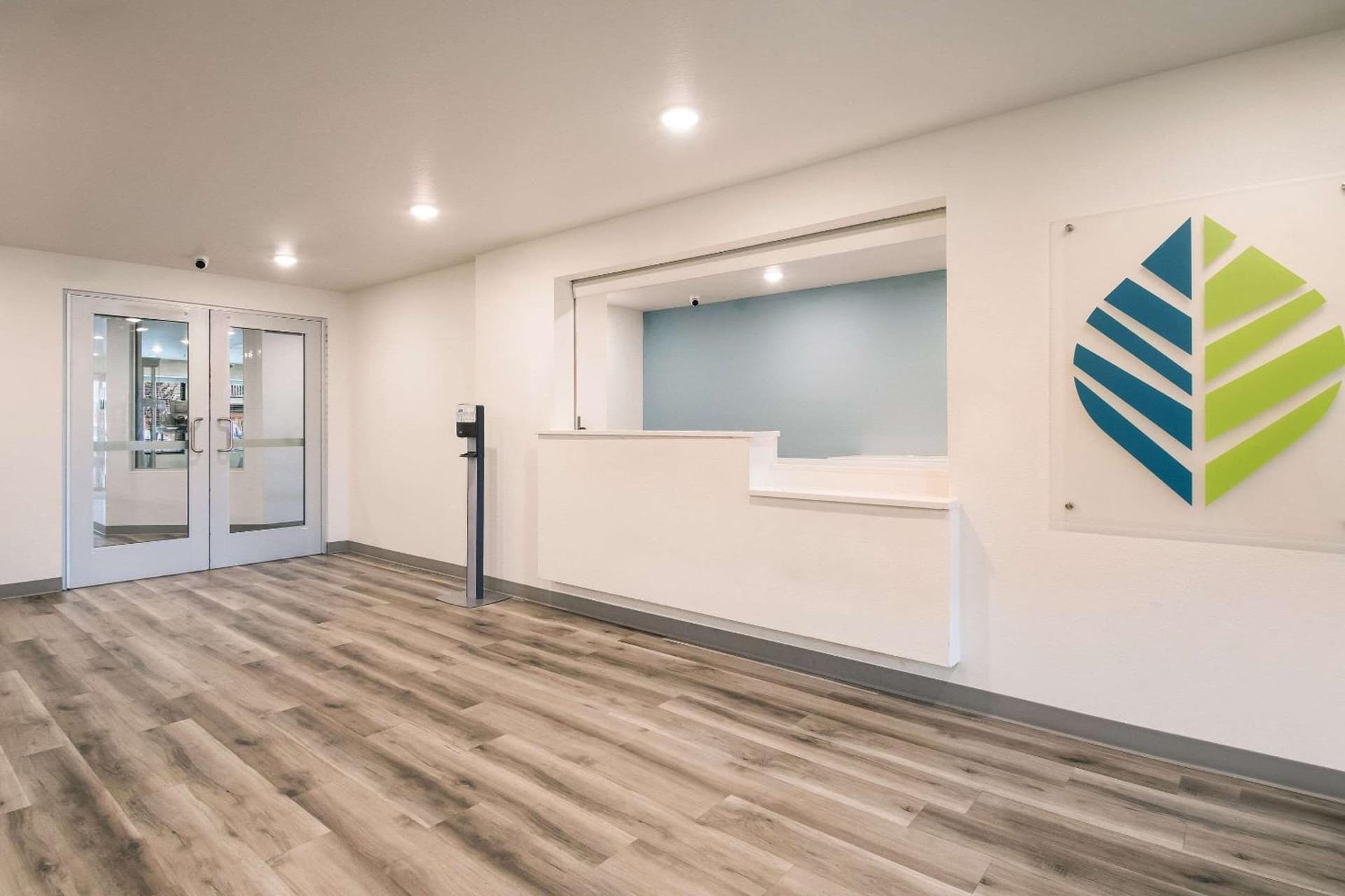 WoodSpring Suites Portland Vancouver gallery photo in Vancouver, WA — image 23