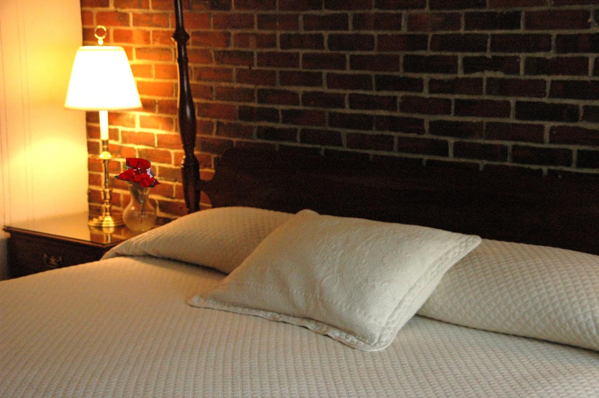 Lamies Inn & The Old Salt Tavern gallery photo in Hampton — image 12