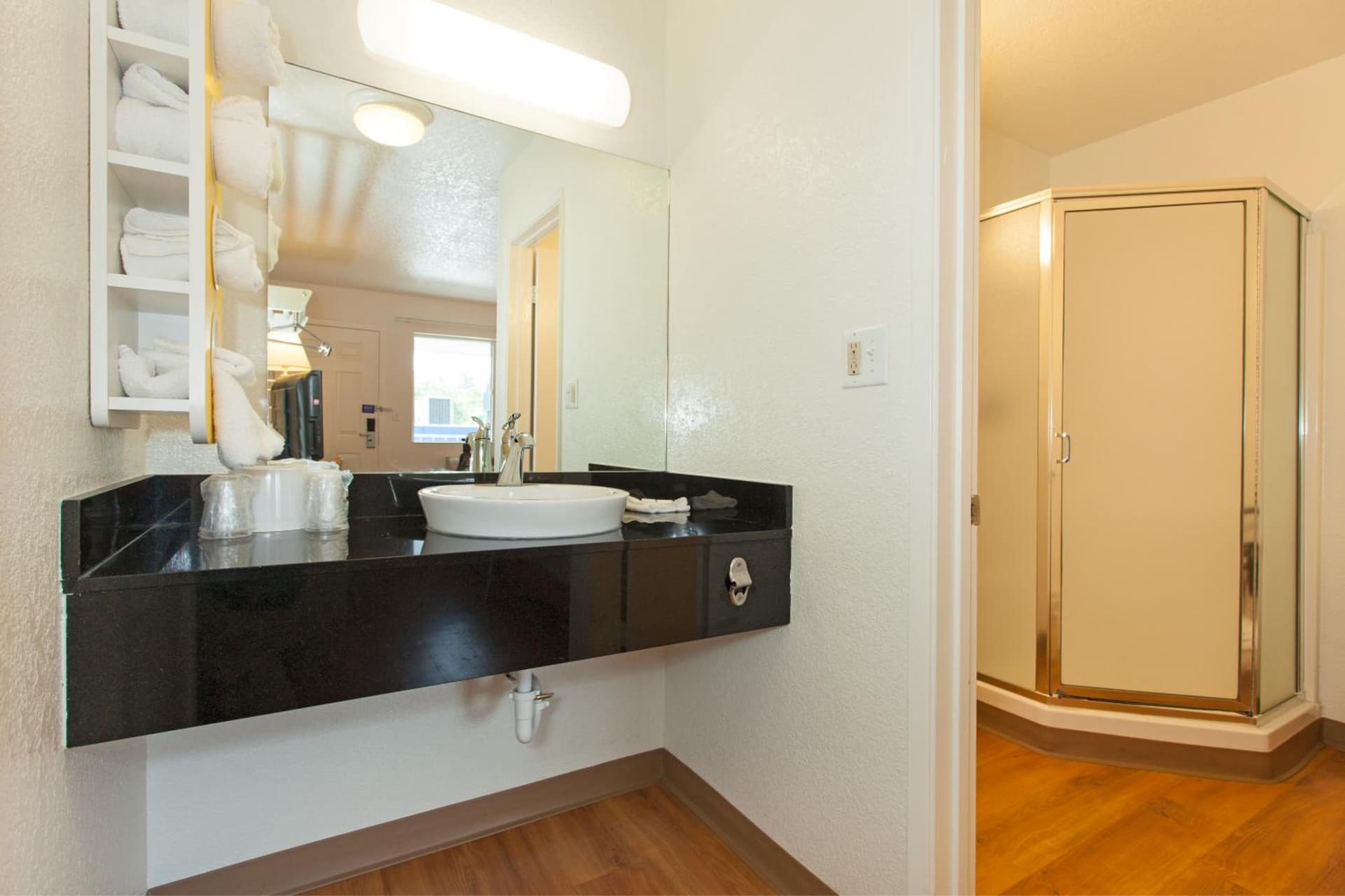 Motel 6 Sacramento, Ca - Downtown gallery photo in Sacramento, CA — image 19