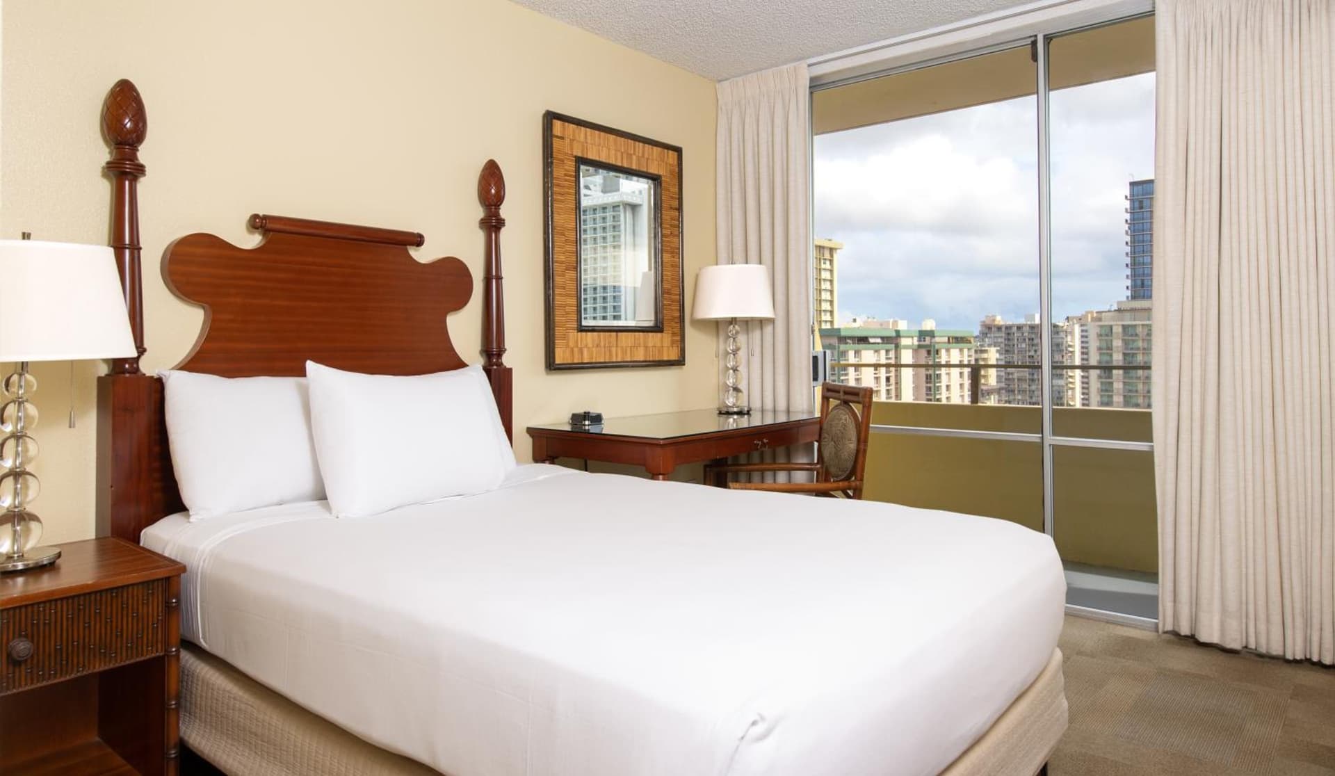 Ohia Waikiki Studio Suites gallery photo in Honolulu, HI — image 38