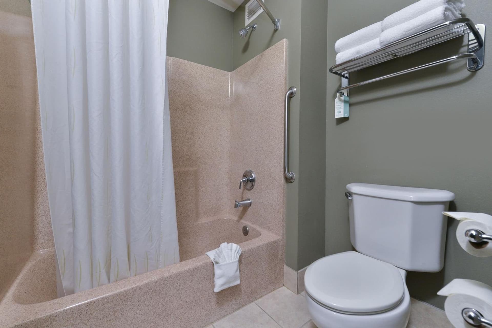 Comfort Suites Airport Tukwila Seattle gallery photo in Tukwila, WA — image 11