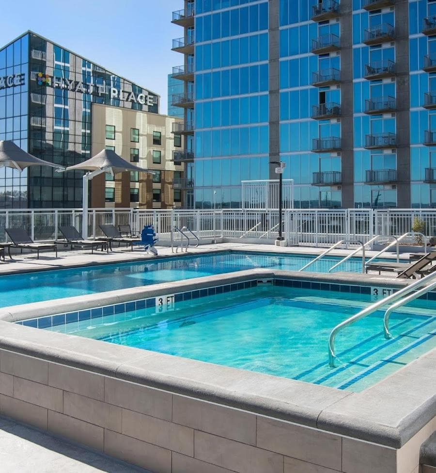 Placemakr Premier SoBro interior in Nashville, TN — gallery photo 2