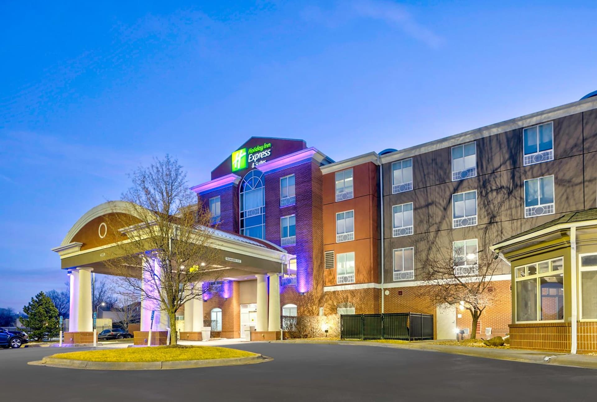 Holiday Inn Express Hotel & Suites Kansas City - Grandview by IHG featured exterior or lobby in Grandview, MO — similar hotel