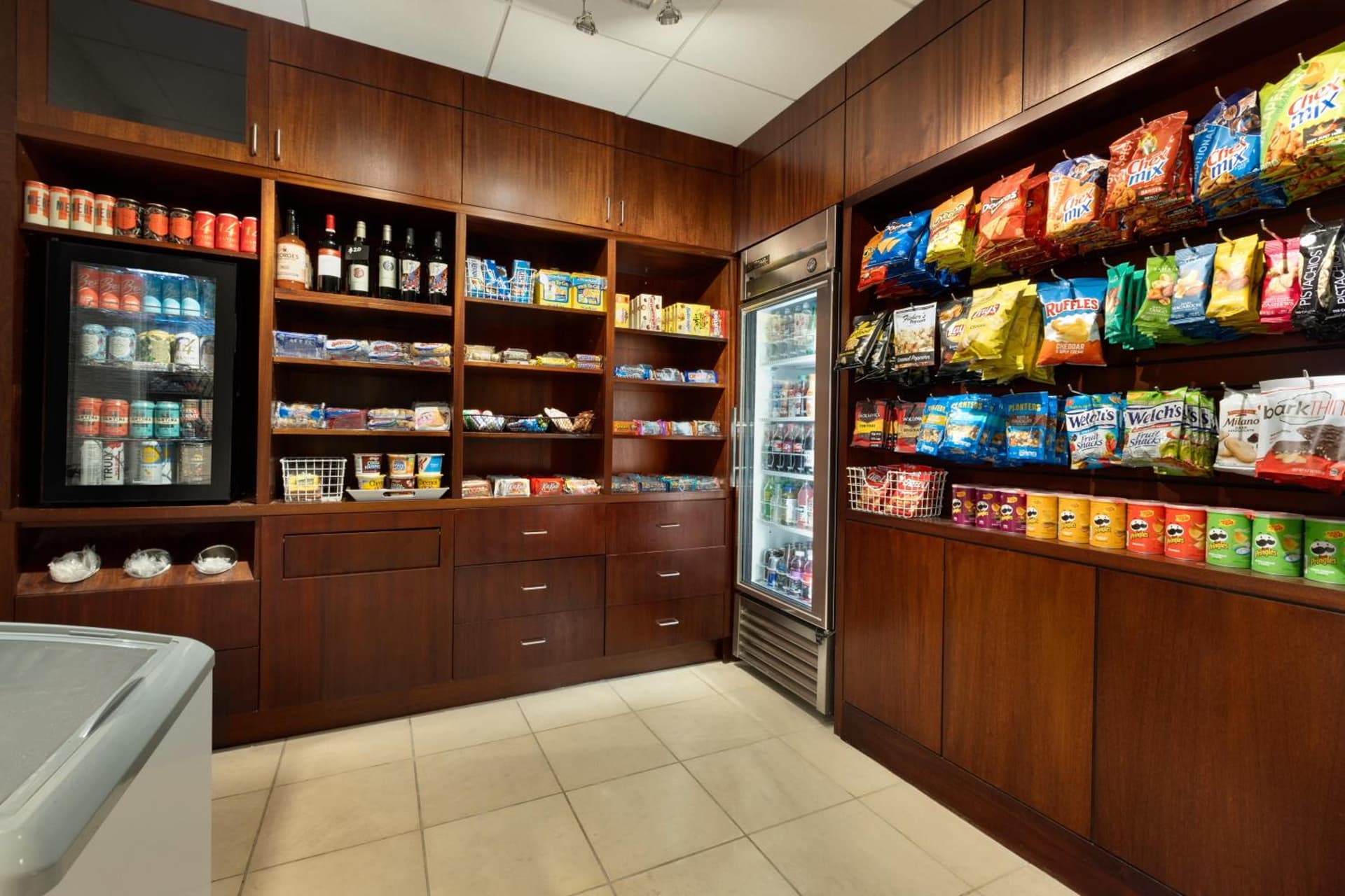 Crowne Plaza Crystal City-Washington, D.C. by IHG gallery photo in Arlington, VA — image 27