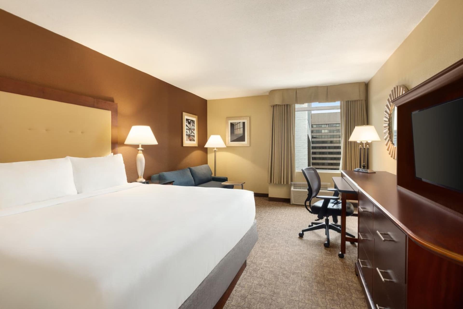 Crowne Plaza Crystal City-Washington, D.C. by IHG gallery photo in Arlington, VA — image 31