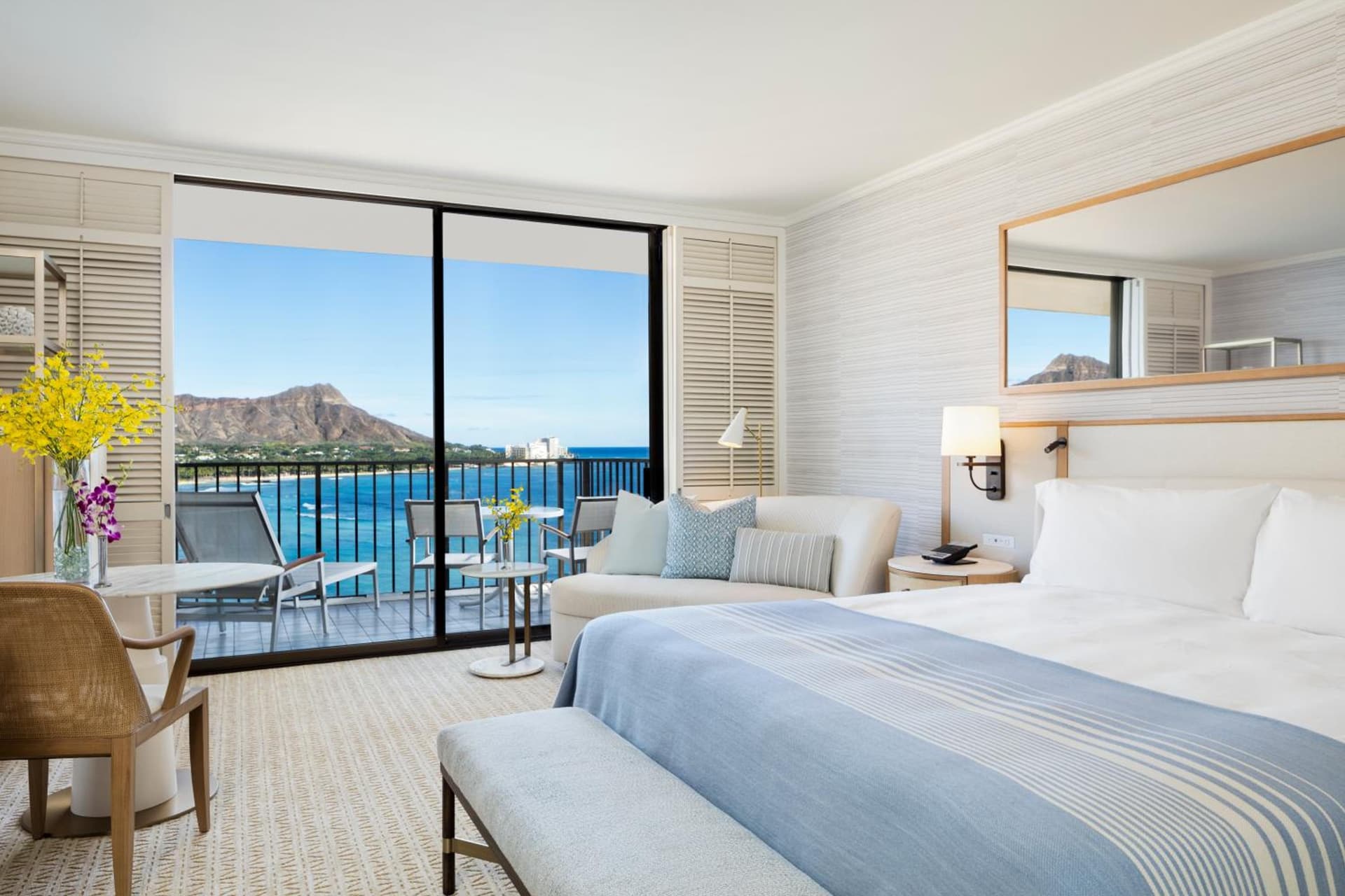 Halekulani - NO RESORT FEE gallery photo in Honolulu, HI — image 42