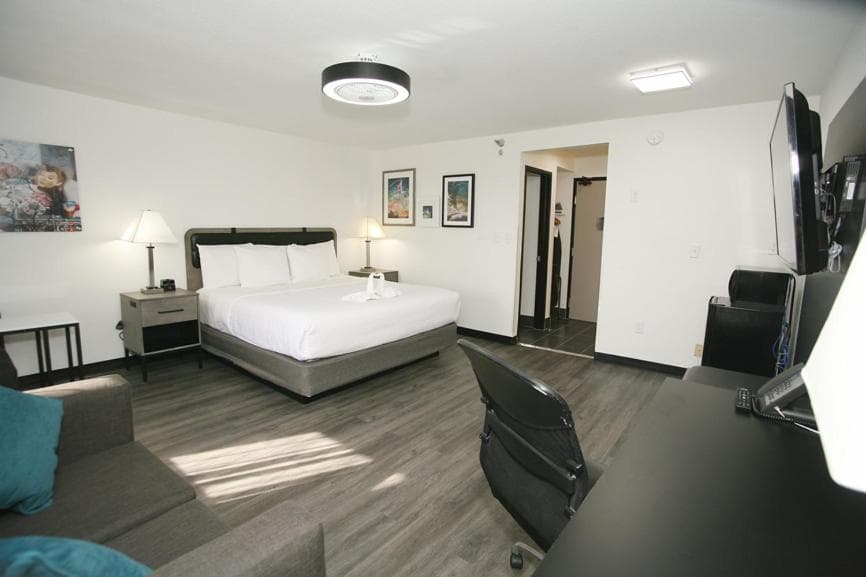La Quinta by Wyndham Des Moines West Clive gallery photo in Clive, IA — image 13