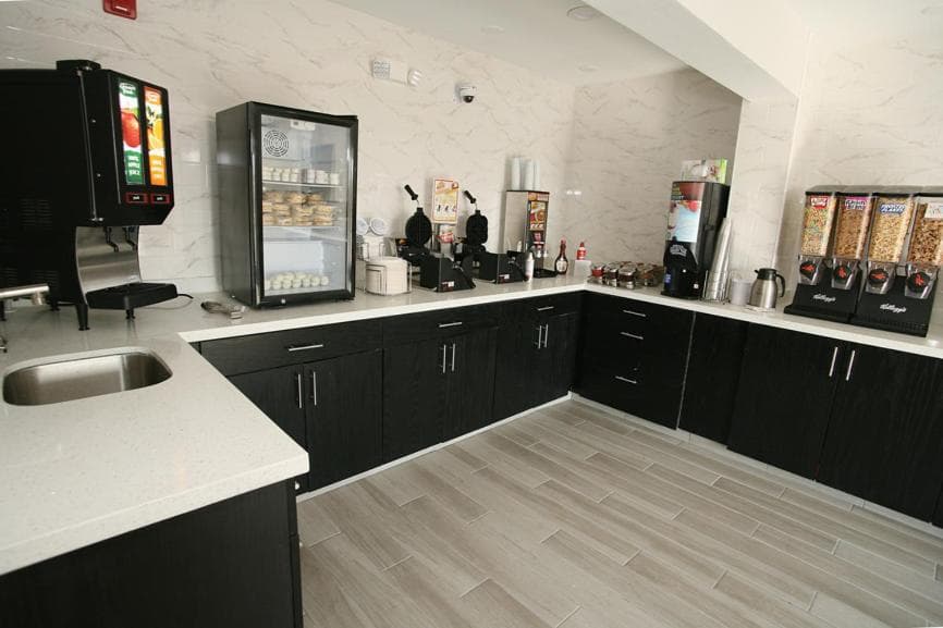 La Quinta by Wyndham Des Moines West Clive gallery photo in Clive, IA — image 10