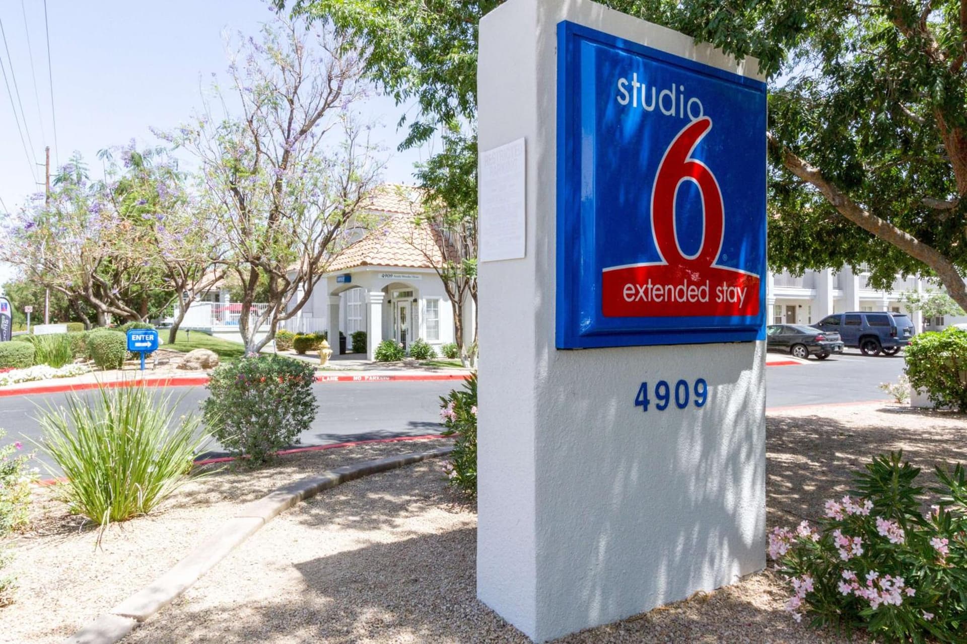 Studio 6-Tempe, AZ interior in Tempe, AZ — gallery photo 2