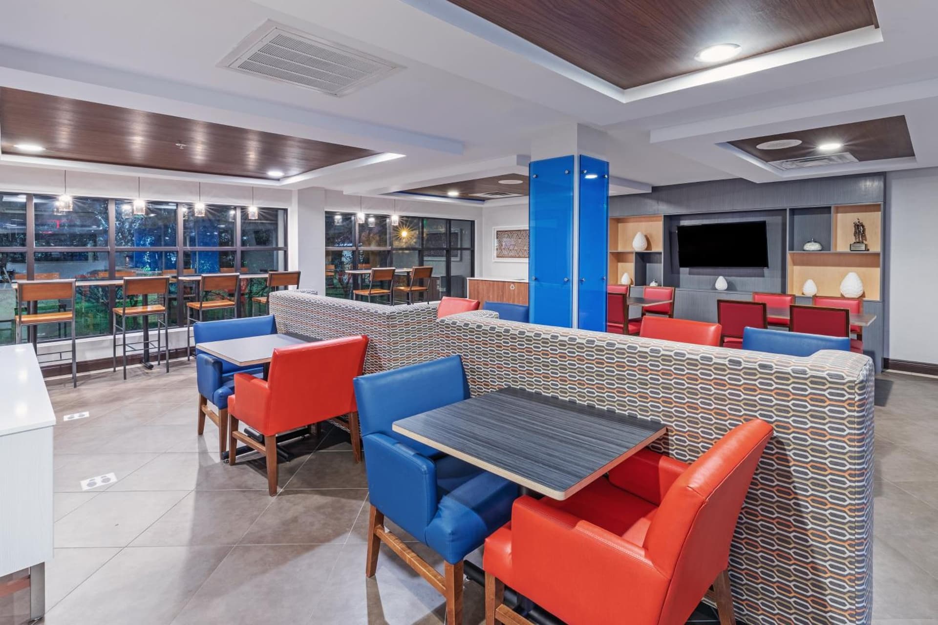 Holiday Inn Express Hotel & Suites Picayune by IHG gallery photo in Picayune, MS — image 53