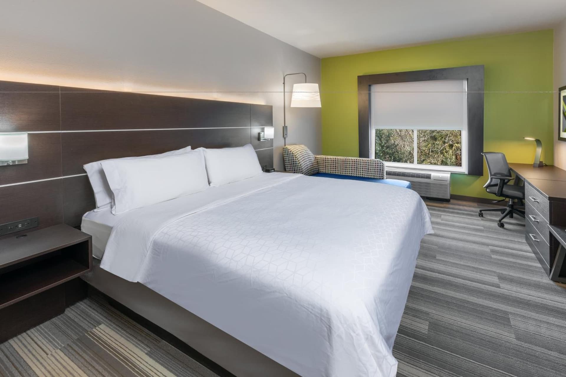 Holiday Inn Express Hotel & Suites Picayune by IHG gallery photo in Picayune, MS — image 52