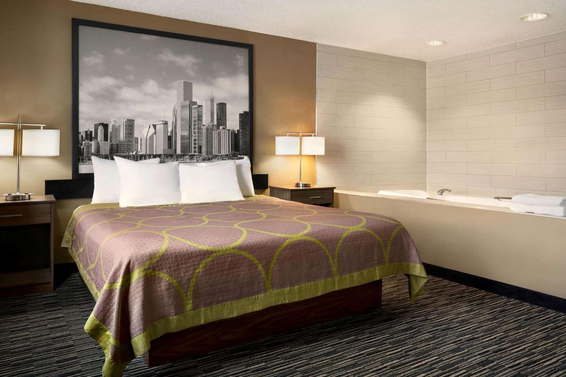 Super 8 by Wyndham Joliet I-55 N/Chicago gallery photo in Joliet, IL — image 5
