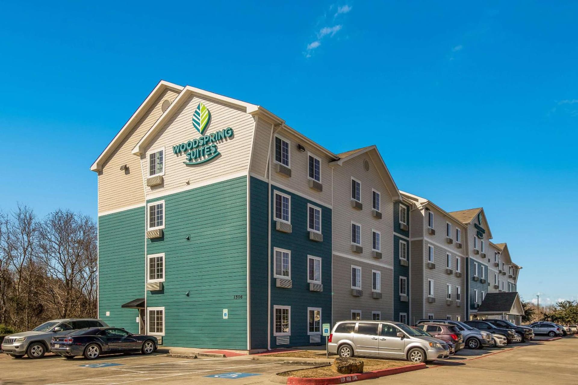 WoodSpring Suites Houston La Porte interior in La Porte, TX — gallery photo 2
