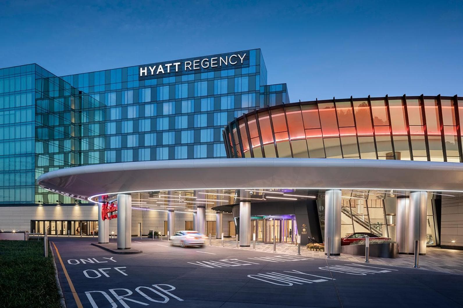 Hyatt Regency JFK Airport at Resorts World New York gallery photo in Queens, NY — image 5