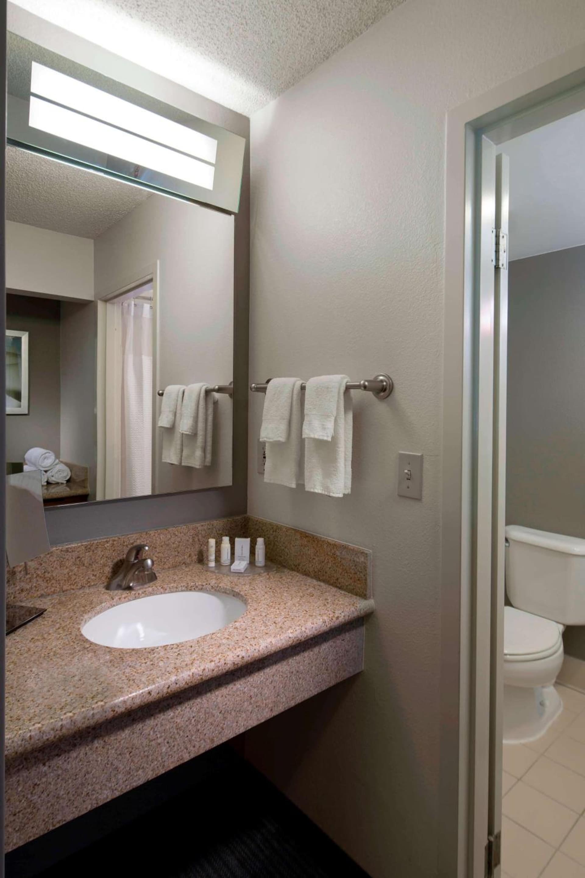 Sonesta Select Boca Raton Town Center interior in Boca Raton, FL — gallery photo 2