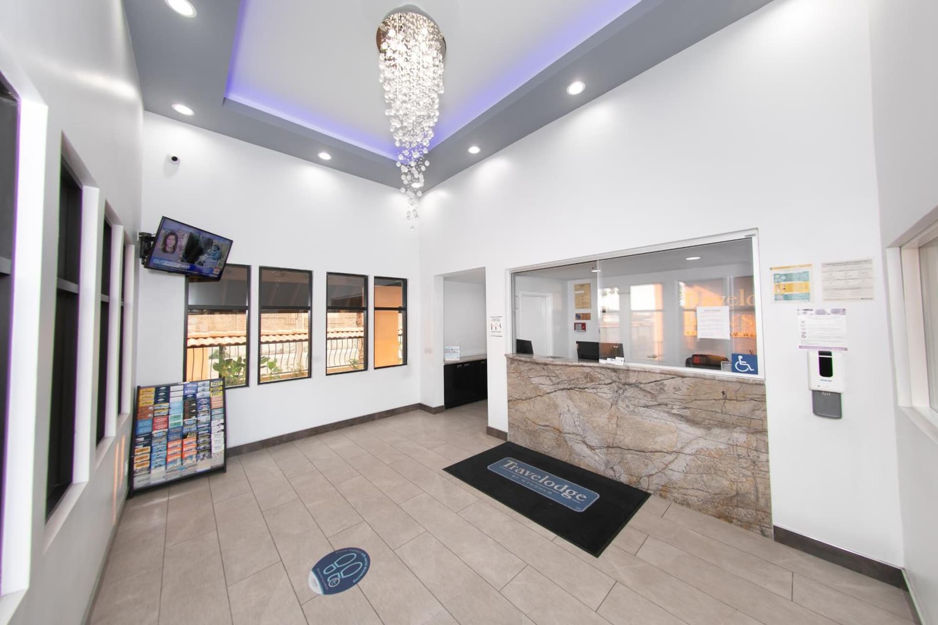 Travelodge Inn & Suites by Wyndham West Covina gallery photo in West Covina, CA — image 6