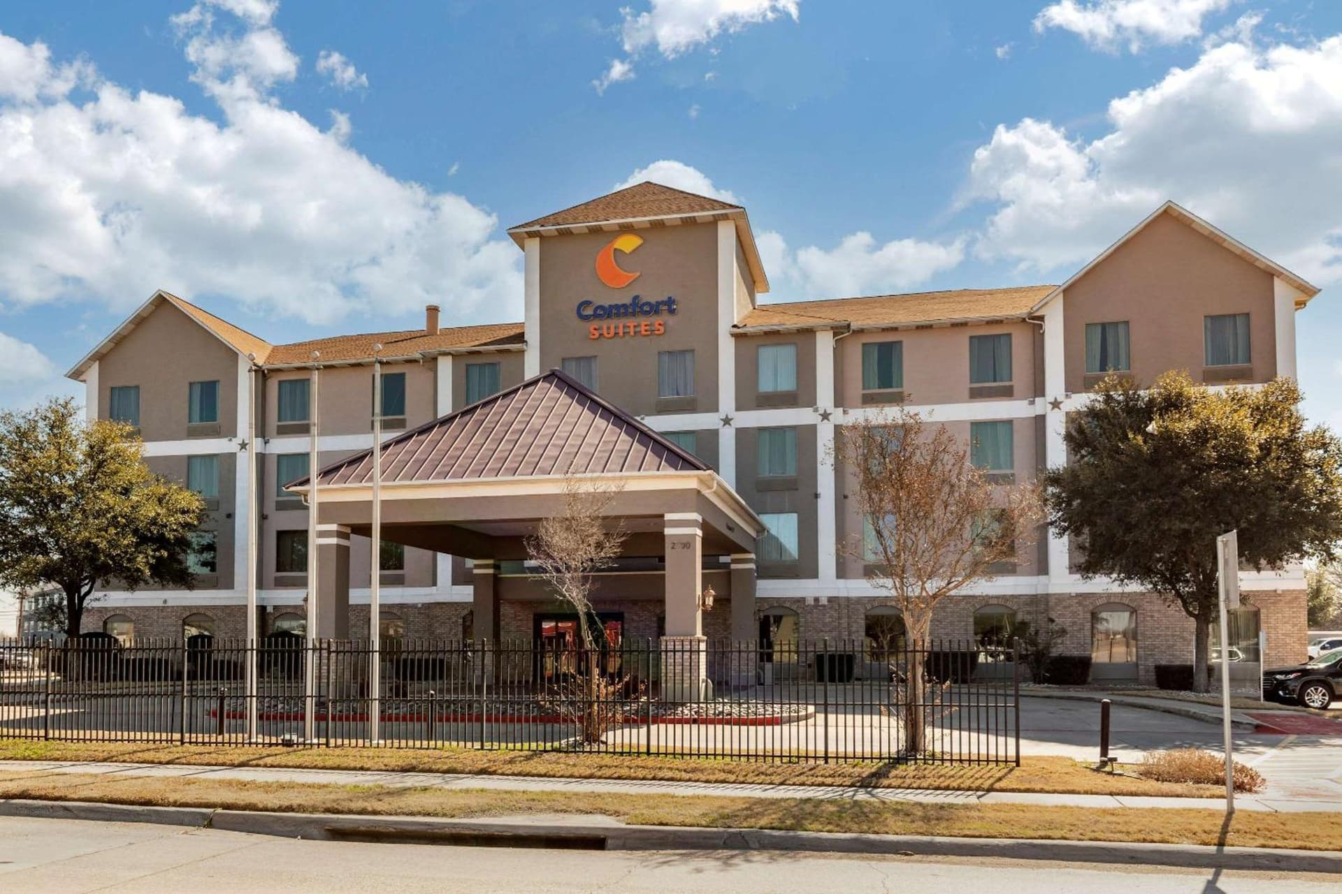 Comfort Suites Waco Near University Area interior in Waco, TX — gallery photo 2