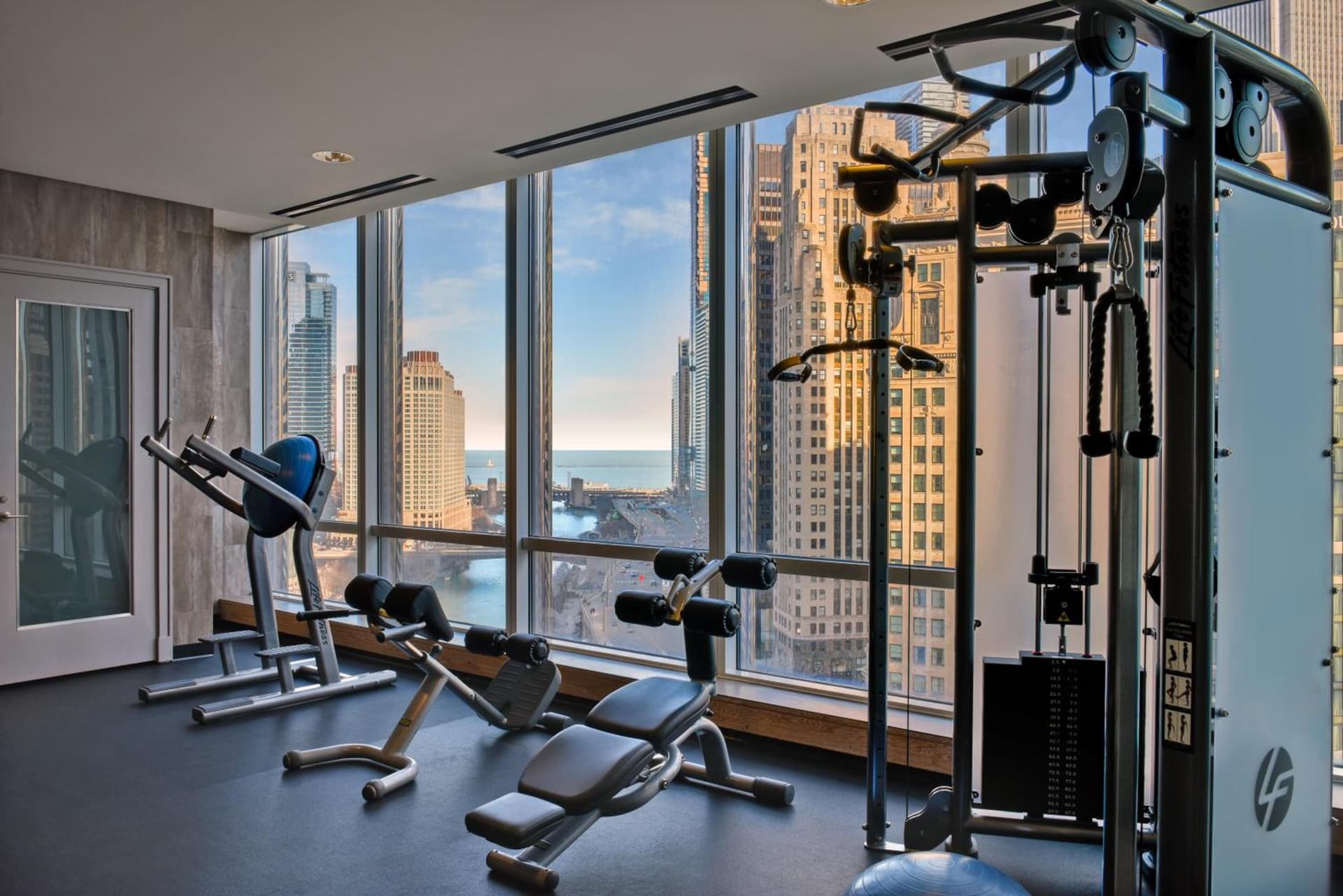 Trump International Hotel & Tower Chicago gallery photo in Chicago, IL — image 17