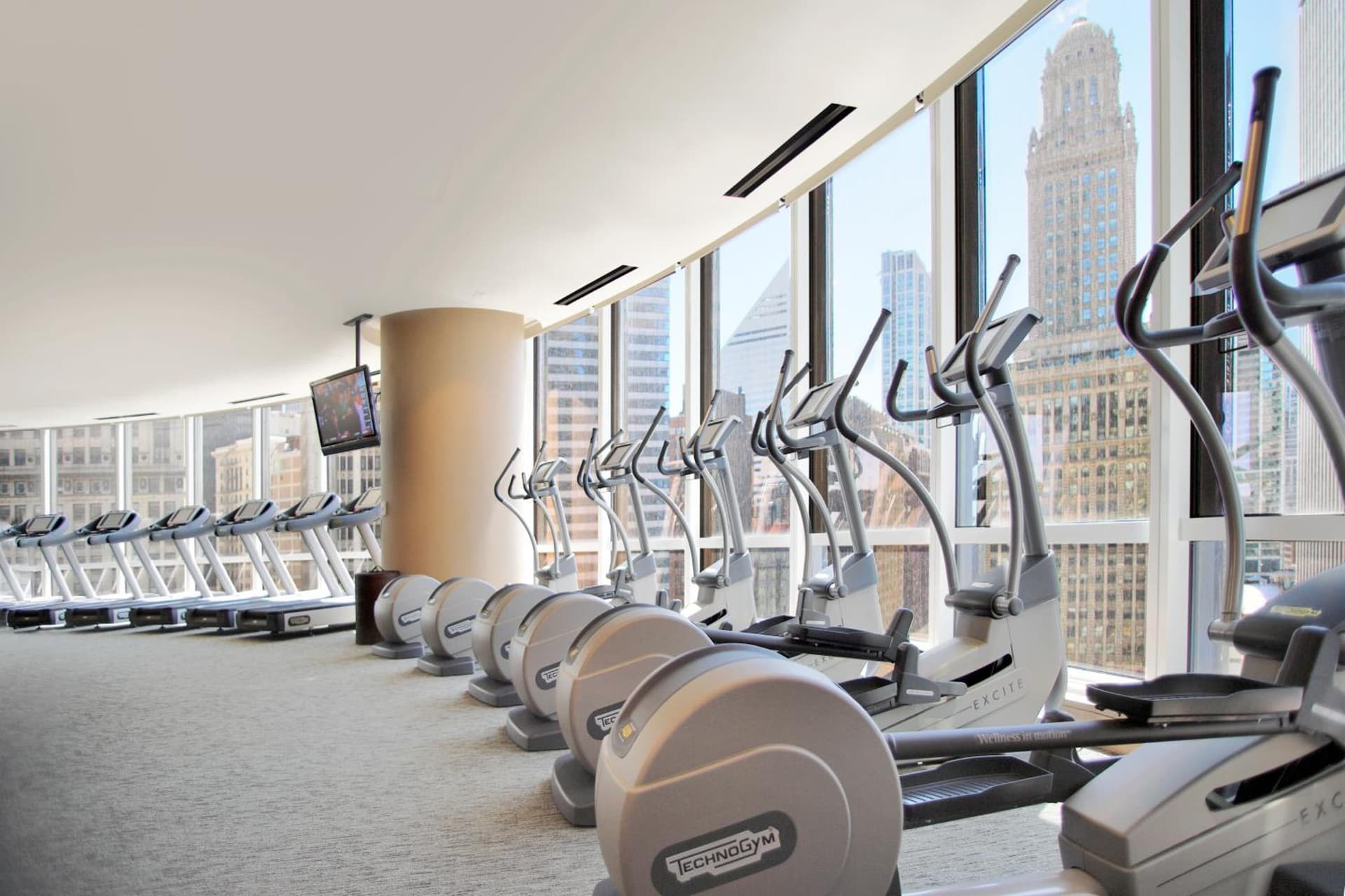 Trump International Hotel & Tower Chicago gallery photo in Chicago, IL — image 5