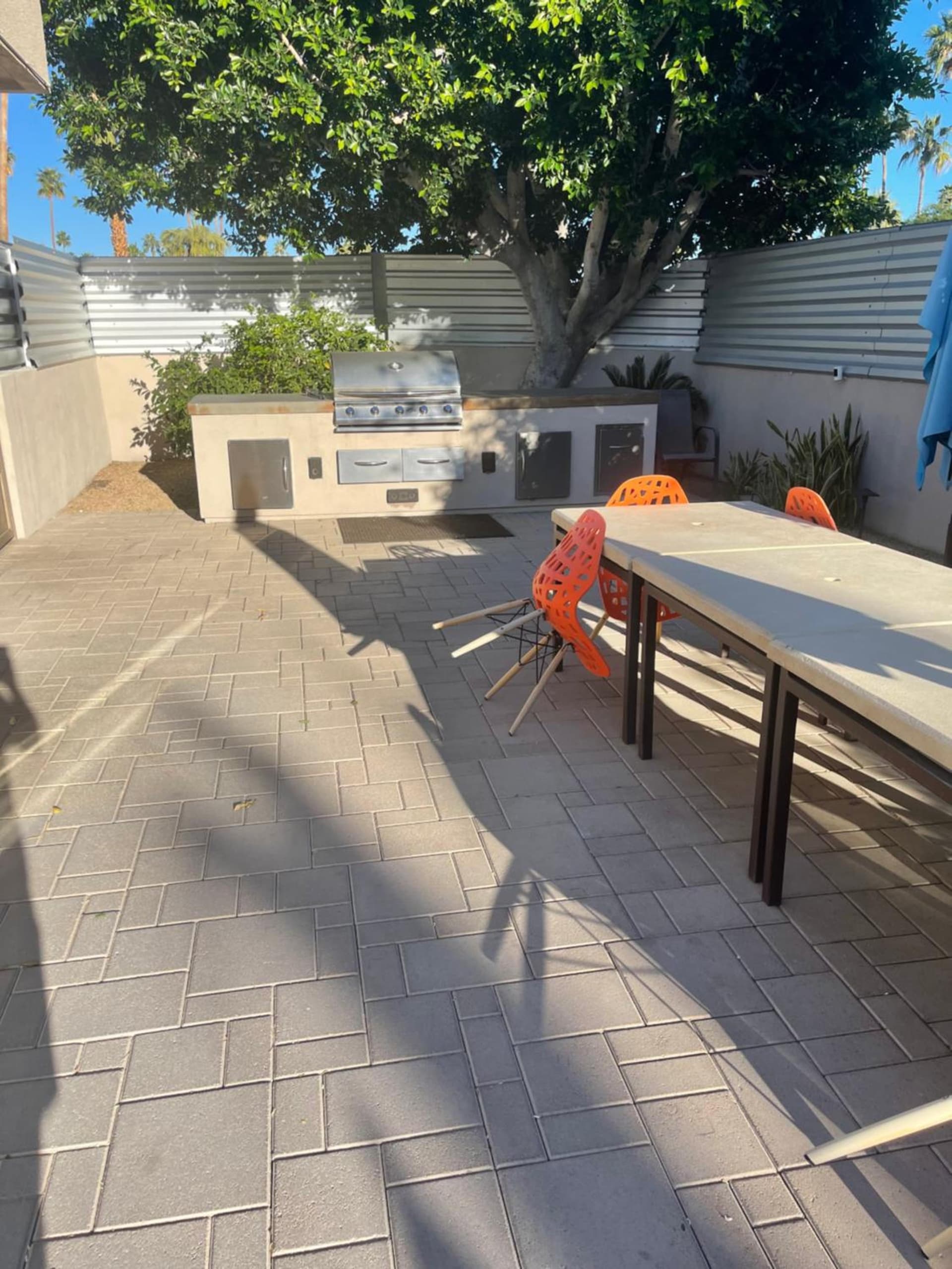 El Noa Noa - 21 and Over gallery photo in Palm Springs, CA — image 47