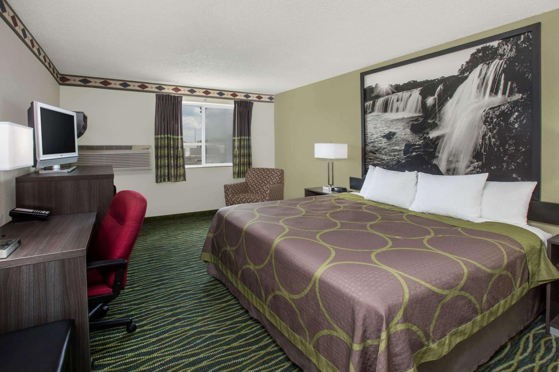 Super 8 by Wyndham Independence Kansas City gallery photo in Independence, MO — image 11