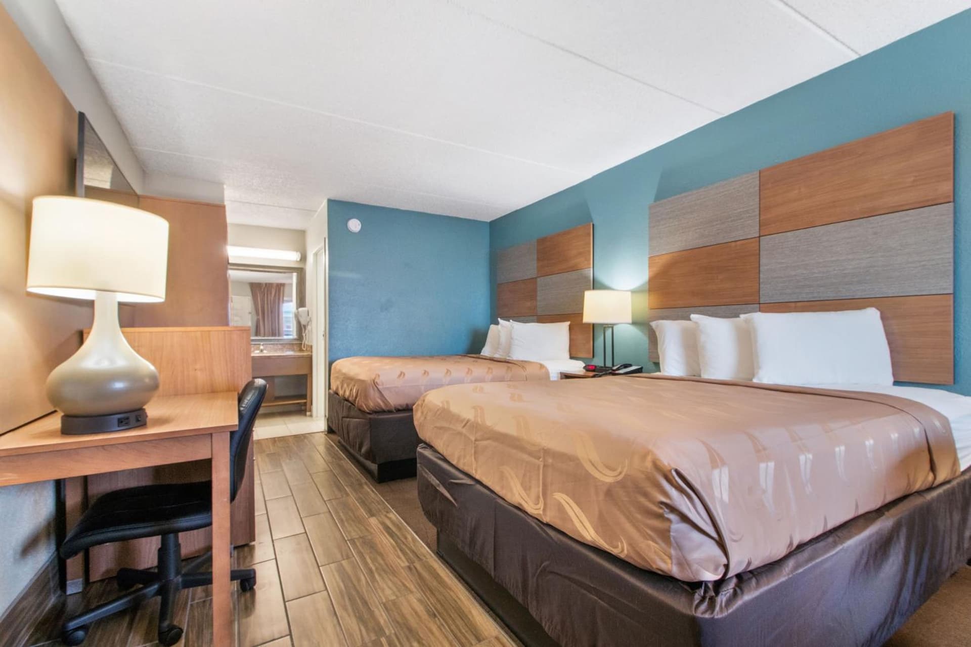 Beachfront Palms Resort Galveston, an Ascend Collection Hotel gallery photo in Galveston, TX — image 44