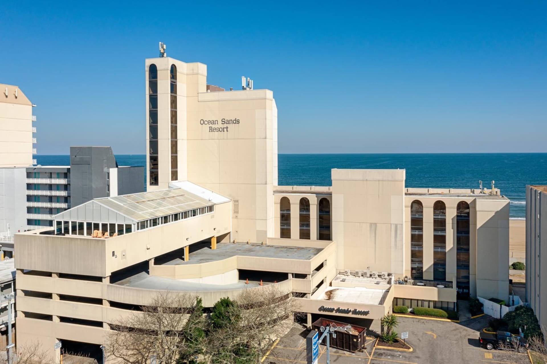 Ocean Sands Resort, Oceanfront, Virginia Beach by Vacatia gallery photo in Virginia Beach, VA — image 47