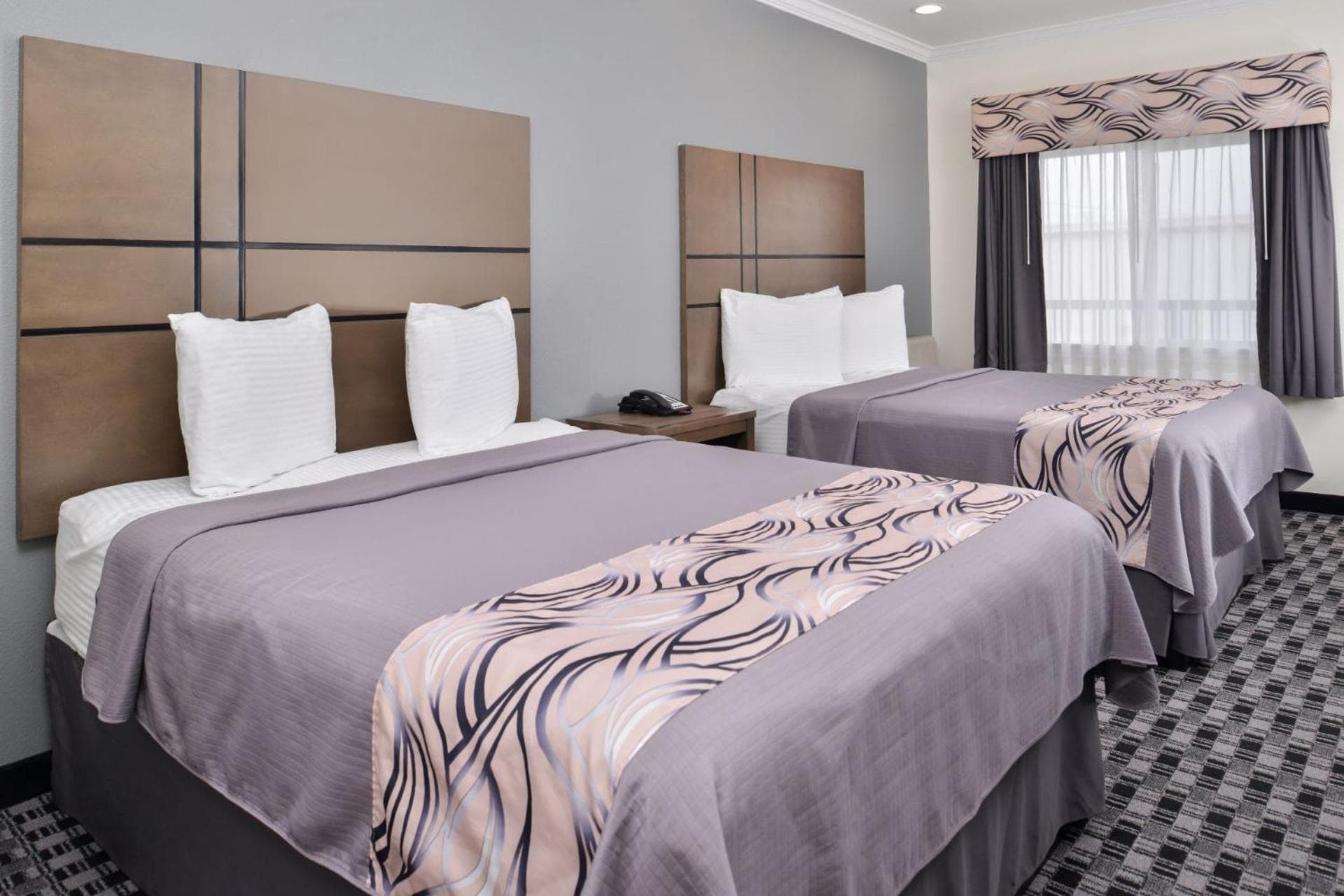 Crystal Inn & Suites IAH Humble gallery photo in Humble, TX — image 6