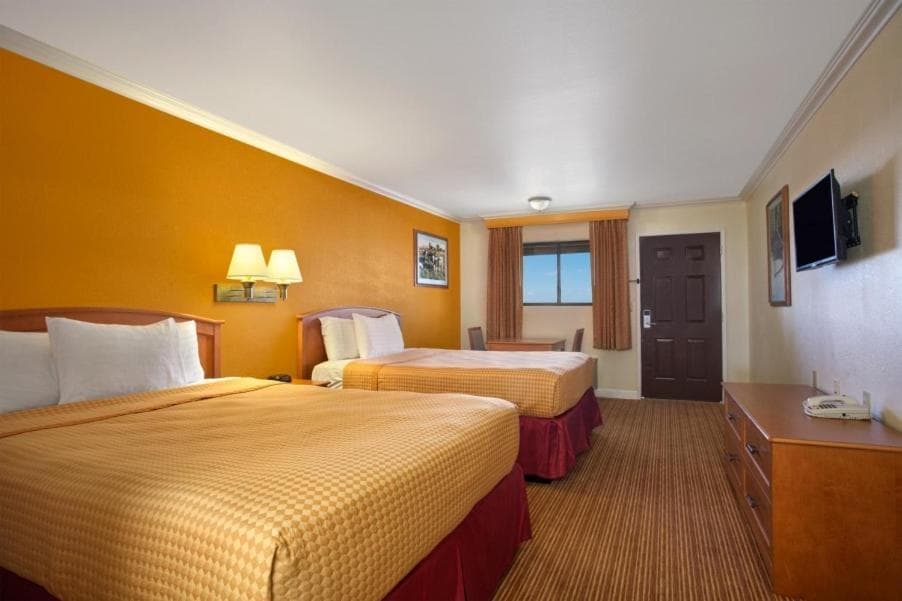 Red Lion Inn & Suites Lemoore gallery photo in Lemoore, CA — image 15