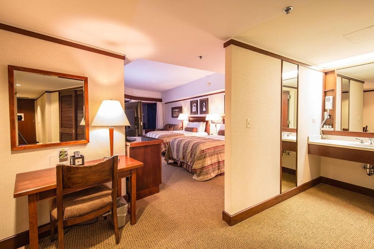 Alyeska Resort property views in Girdwood, AK — gallery photo 3