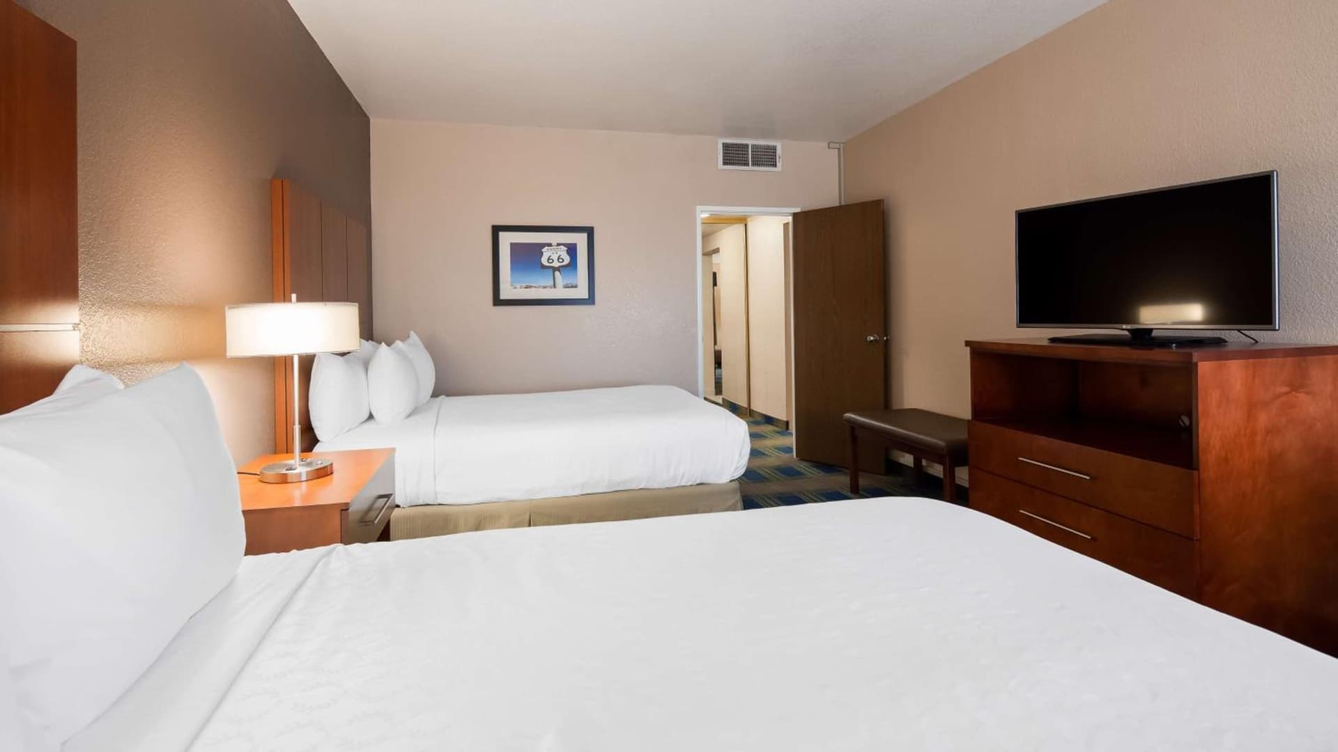 Best Western Plus Heritage Inn Ontario Rancho Cucamonga gallery photo in Rancho Cucamonga, CA — image 32