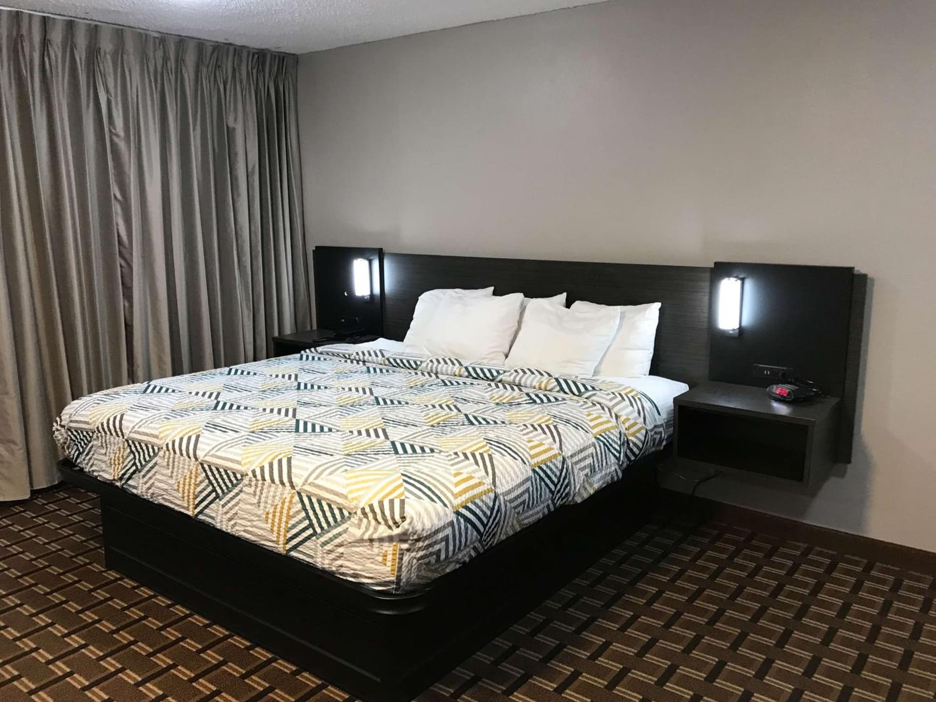 Studio 6 Suites Tupelo, MS property views in Tupelo, MS — gallery photo 3