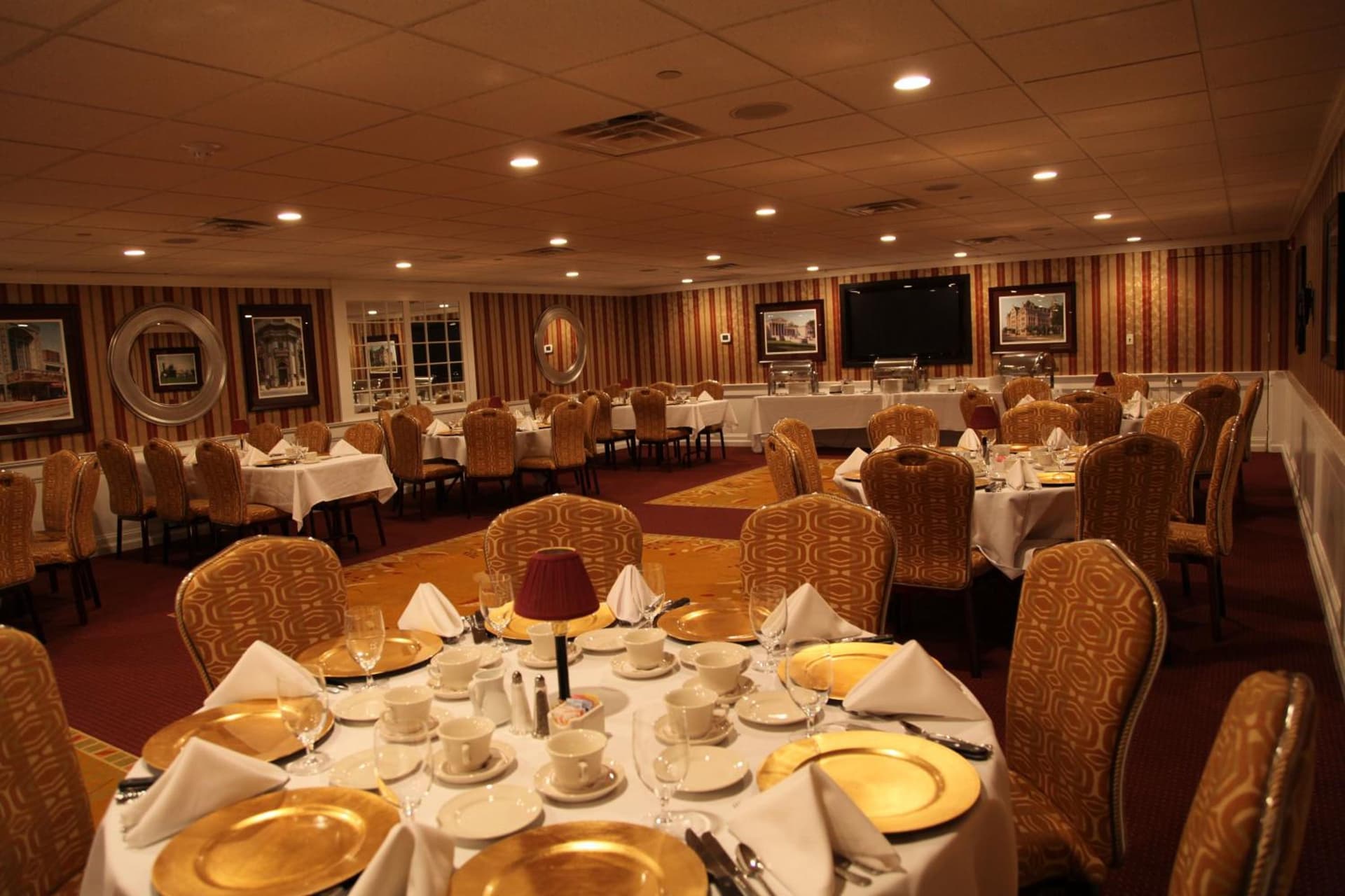 Salvatores Grand Hotel gallery photo in Williamsville, NY — image 12