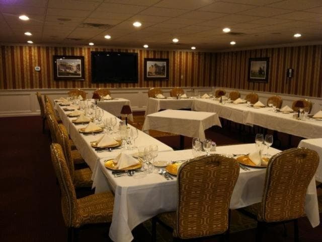 Salvatores Grand Hotel gallery photo in Williamsville, NY — image 23
