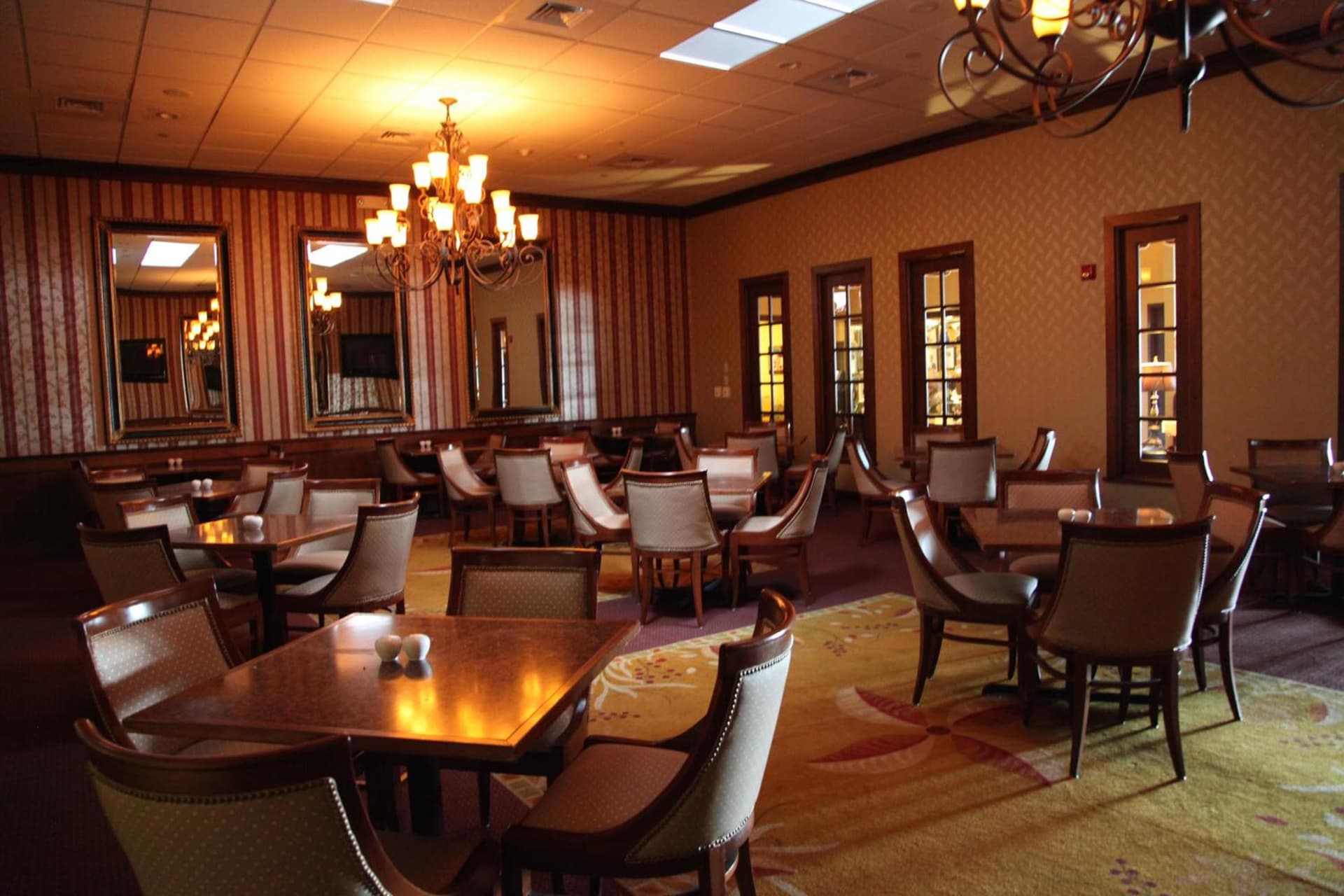 Salvatores Grand Hotel gallery photo in Williamsville, NY — image 45