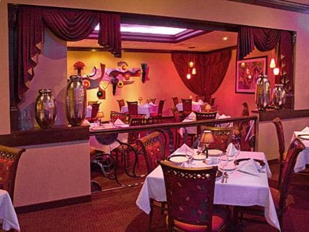 Salvatores Grand Hotel gallery photo in Williamsville, NY — image 40