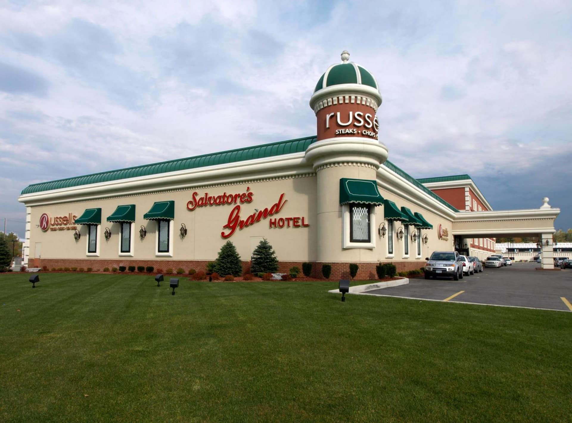 Salvatores Grand Hotel featured exterior or lobby in Williamsville, NY — similar hotel