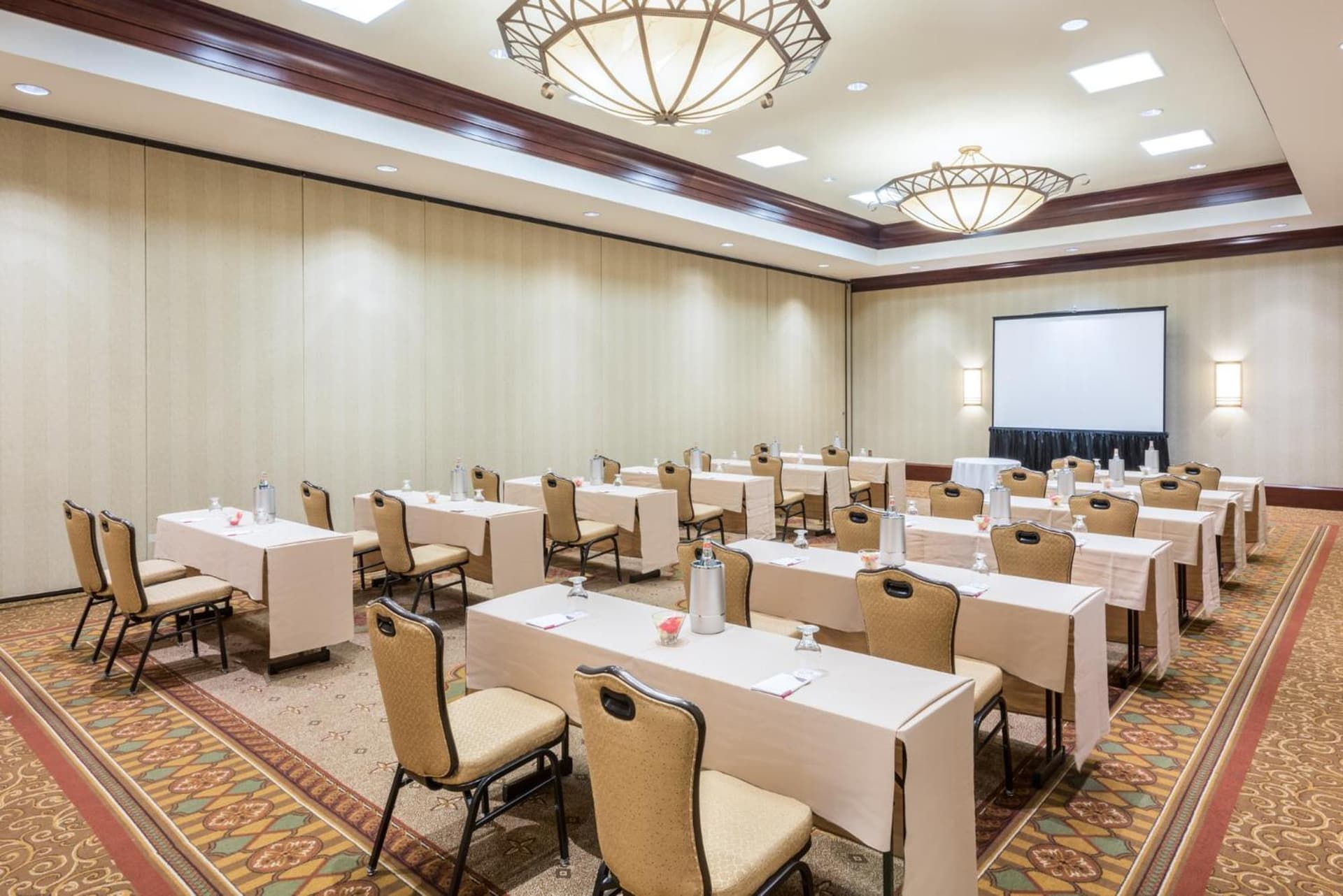 Crowne Plaza Providence-Warwick (Airport) by IHG property views in Warwick, RI — gallery photo 3