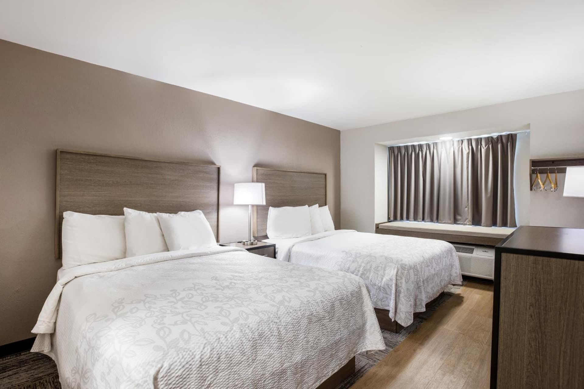 Red Roof Inn PLUS+ & Suites Savannah – I-95 gallery photo in Savannah, GA — image 11