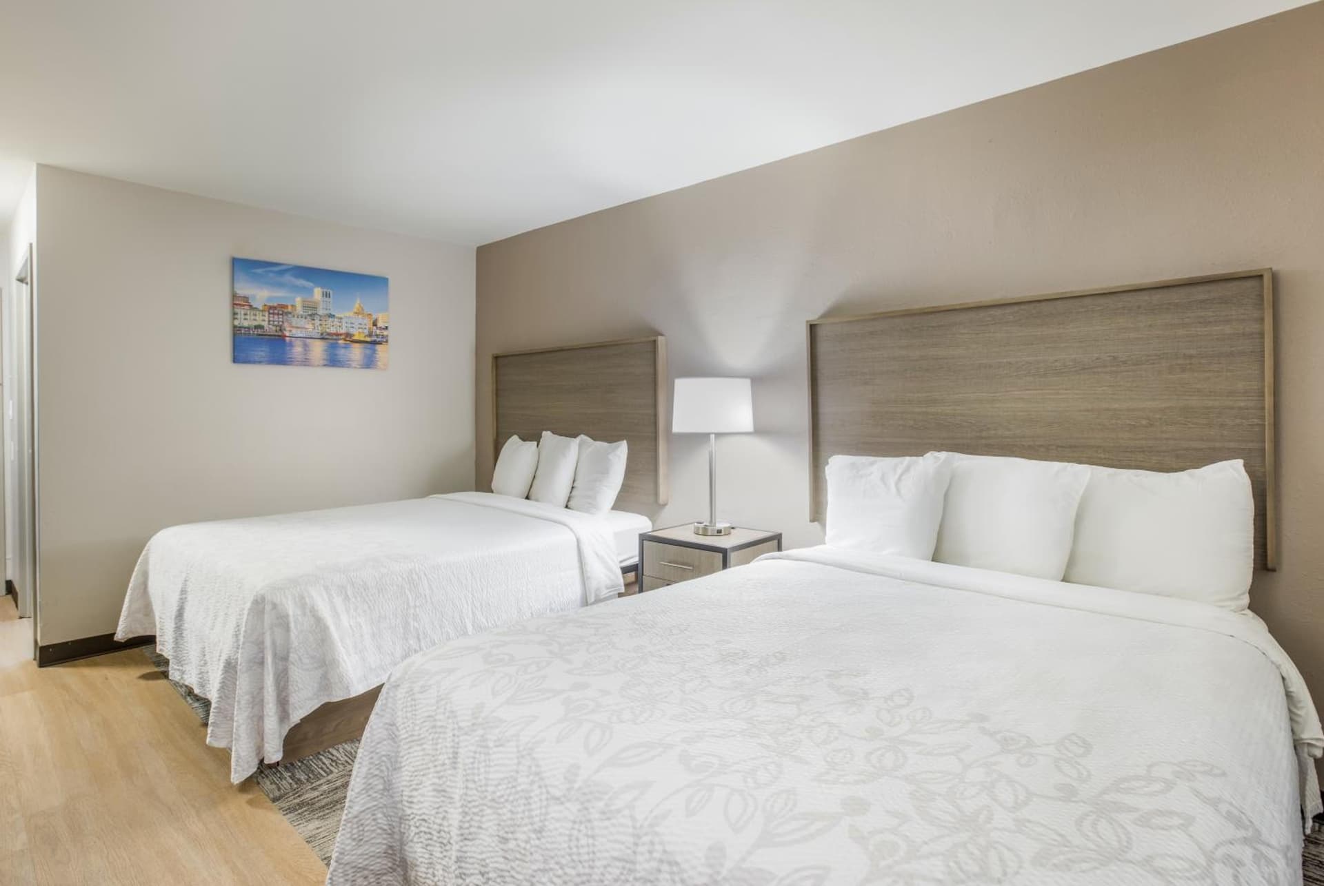 Red Roof Inn PLUS+ & Suites Savannah – I-95 gallery photo in Savannah, GA — image 4