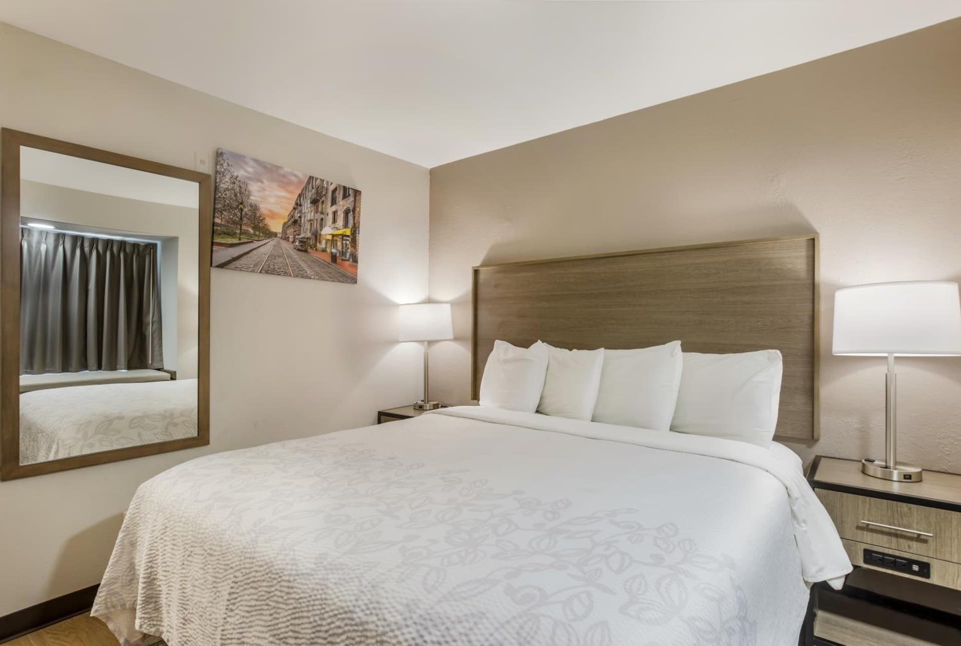 Red Roof Inn PLUS+ & Suites Savannah – I-95 gallery photo in Savannah, GA — image 21