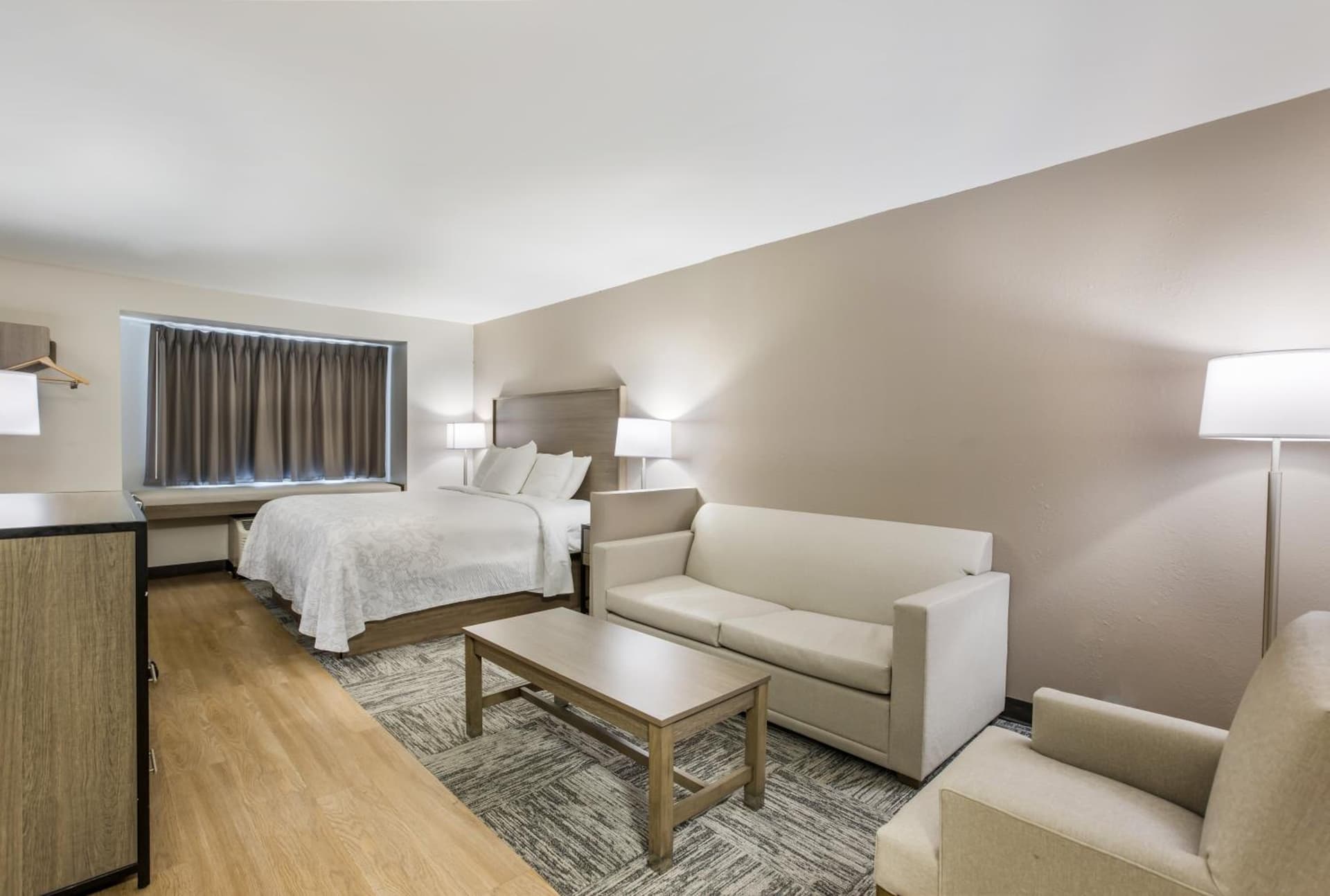 Red Roof Inn PLUS+ & Suites Savannah – I-95 gallery photo in Savannah, GA — image 23