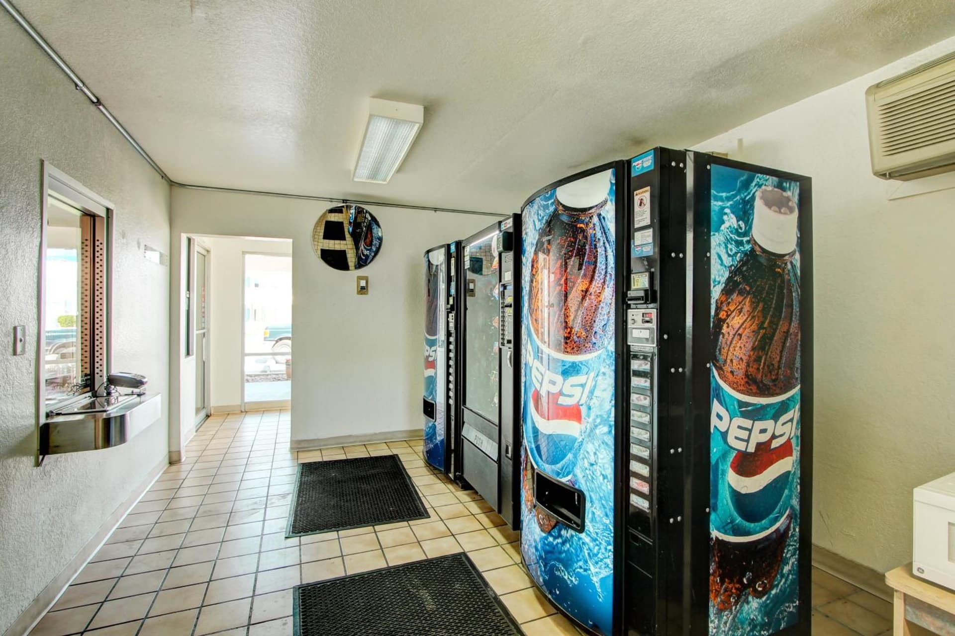 Motel 6-Denver, CO - Airport gallery photo in Denver, CO — image 49