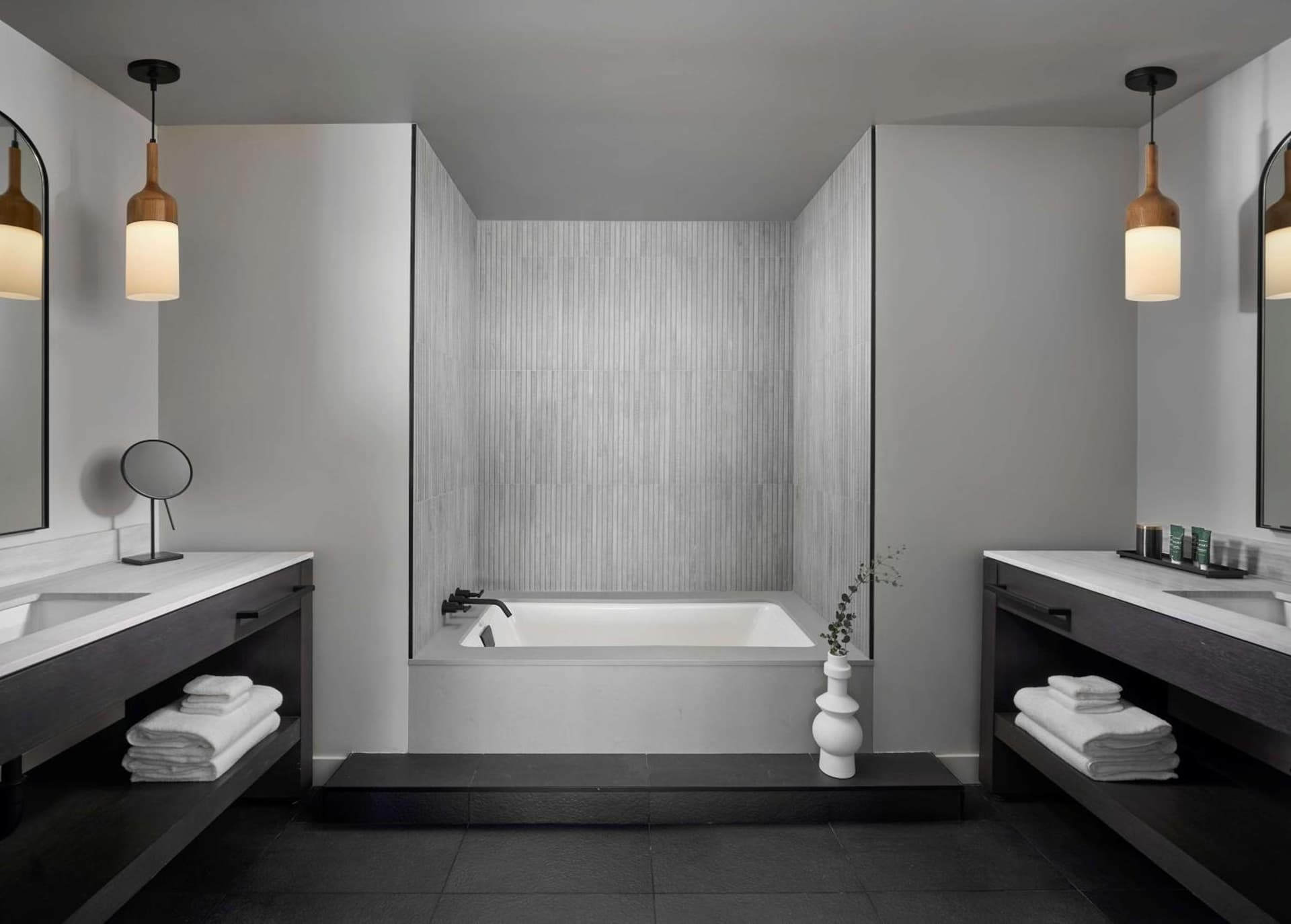 Alila Marea Beach Resort Encinitas, a Hyatt Resort property views in Encinitas, CA — gallery photo 3