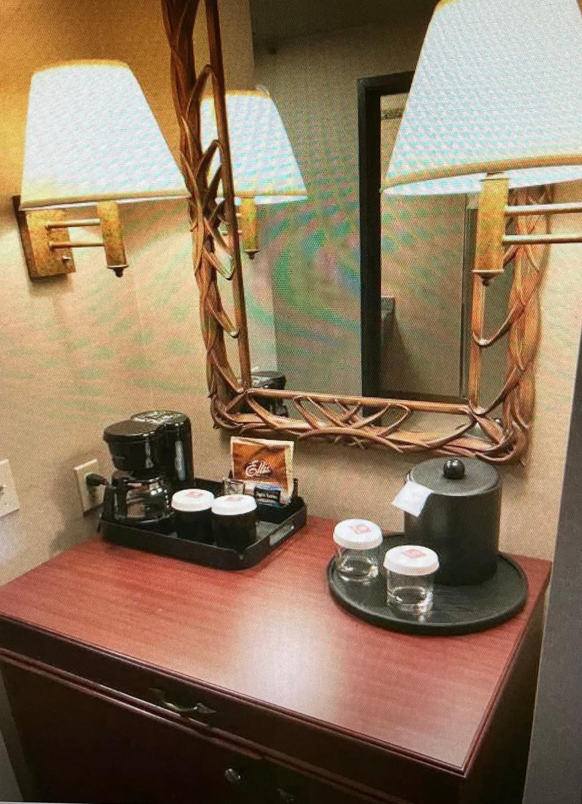 The Marx Hotel - Downtown - University Area property views in Oneonta, NY — gallery photo 3