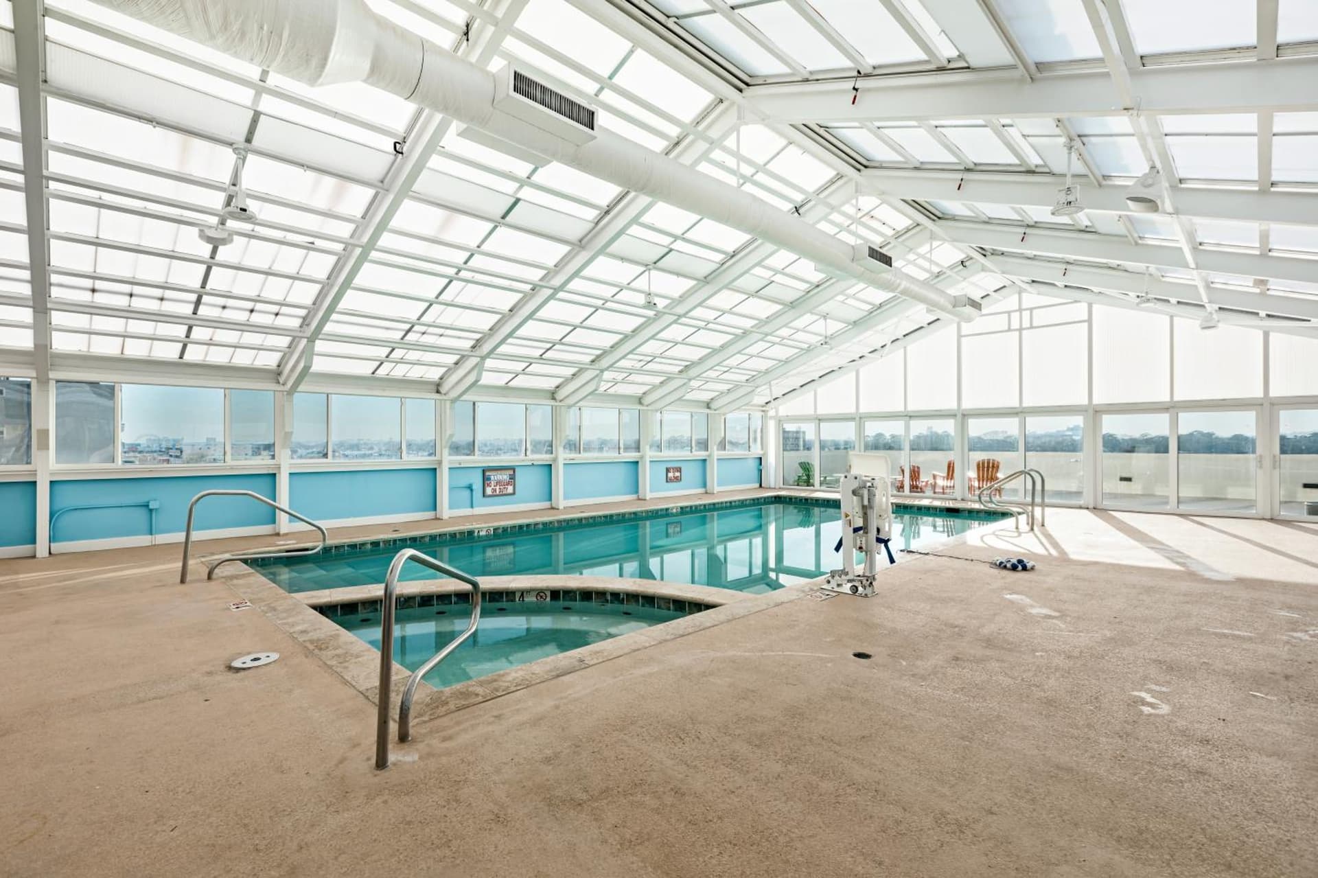 Ocean Sands Resort, Oceanfront, Virginia Beach by Vacatia gallery photo in Virginia Beach, VA — image 20