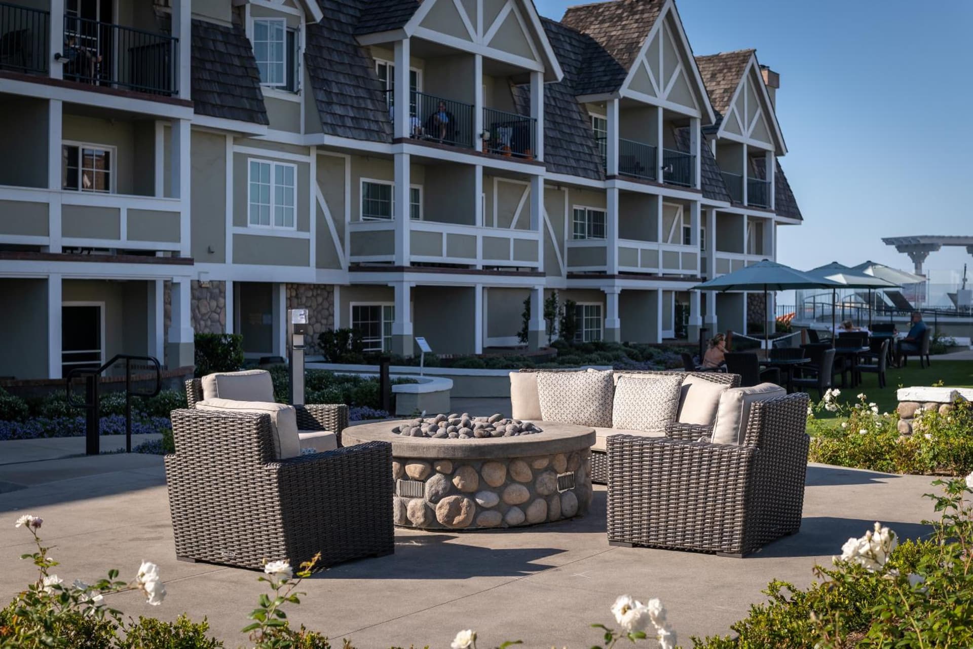 Carlsbad Inn Beach Resort interior in Carlsbad, CA — gallery photo 2