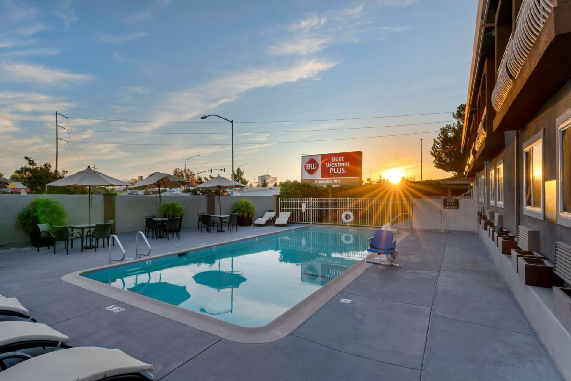 Best Western Plus Brookside Inn interior in Milpitas, CA — gallery photo 2