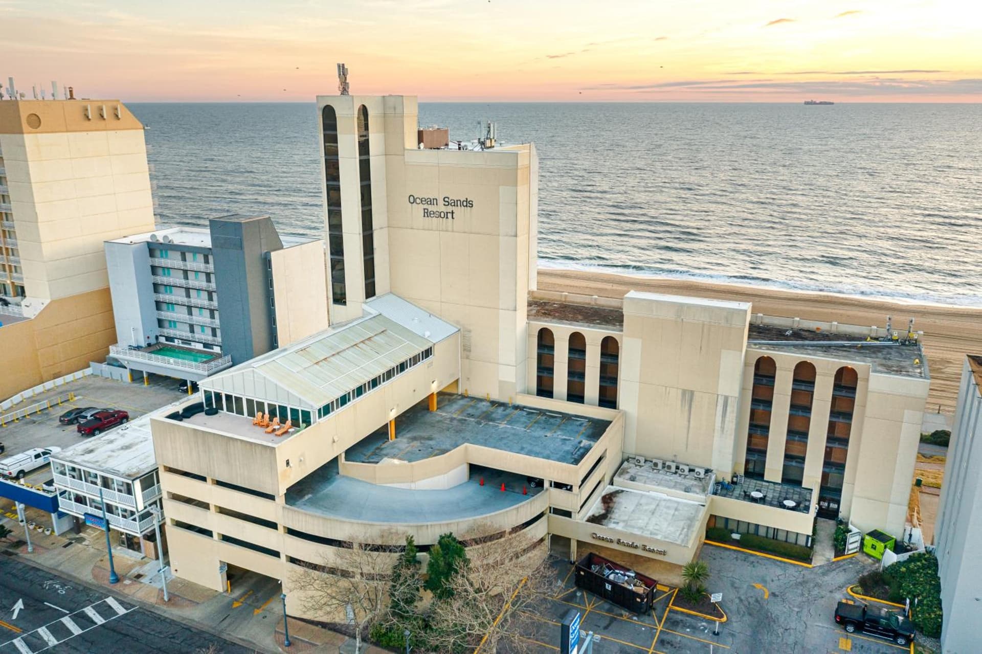 Ocean Sands Resort, Oceanfront, Virginia Beach by Vacatia gallery photo in Virginia Beach, VA — image 30
